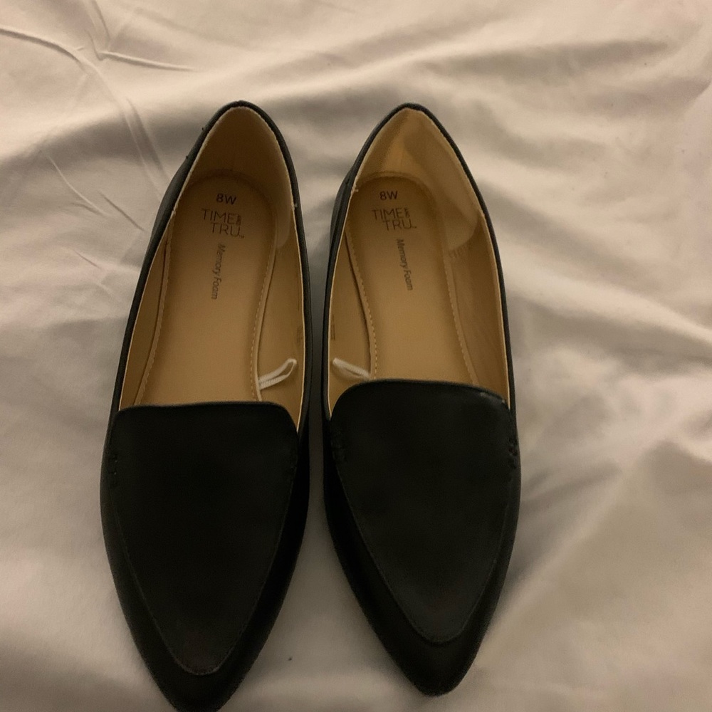 Dress shoes